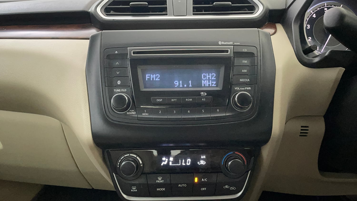 Used 2017 Maruti Suzuki Dzire ZXi AMT Petrol Automatic interior MUSIC SYSTEM & AC CONTROL VIEW