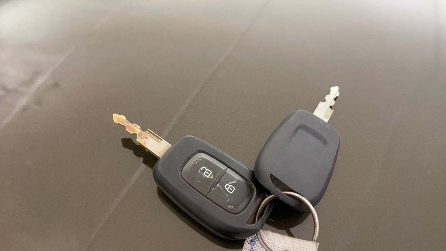 Used 2016 Renault Kwid RXT Petrol Manual extra CAR KEY VIEW