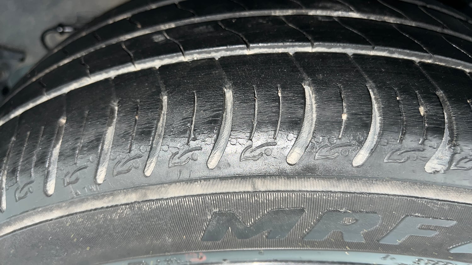 Used 2021 Tata Altroz XZ Petrol Petrol Manual tyres LEFT REAR TYRE TREAD VIEW