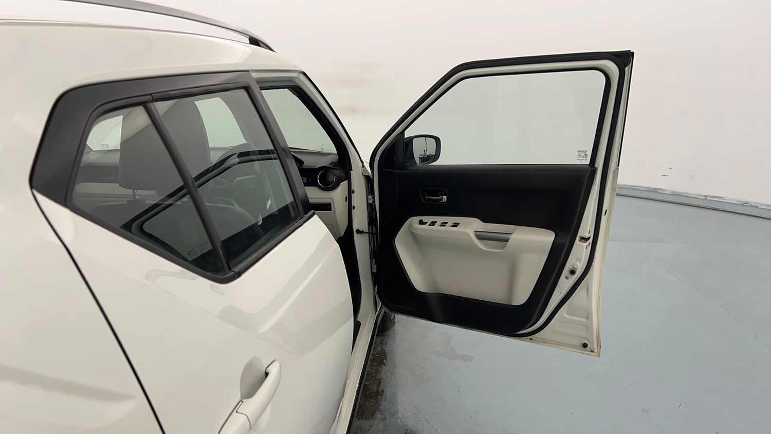 Used 2020 Maruti Suzuki Ignis Zeta 1.2 AMT Petrol Automatic interior RIGHT FRONT DOOR OPEN VIEW
