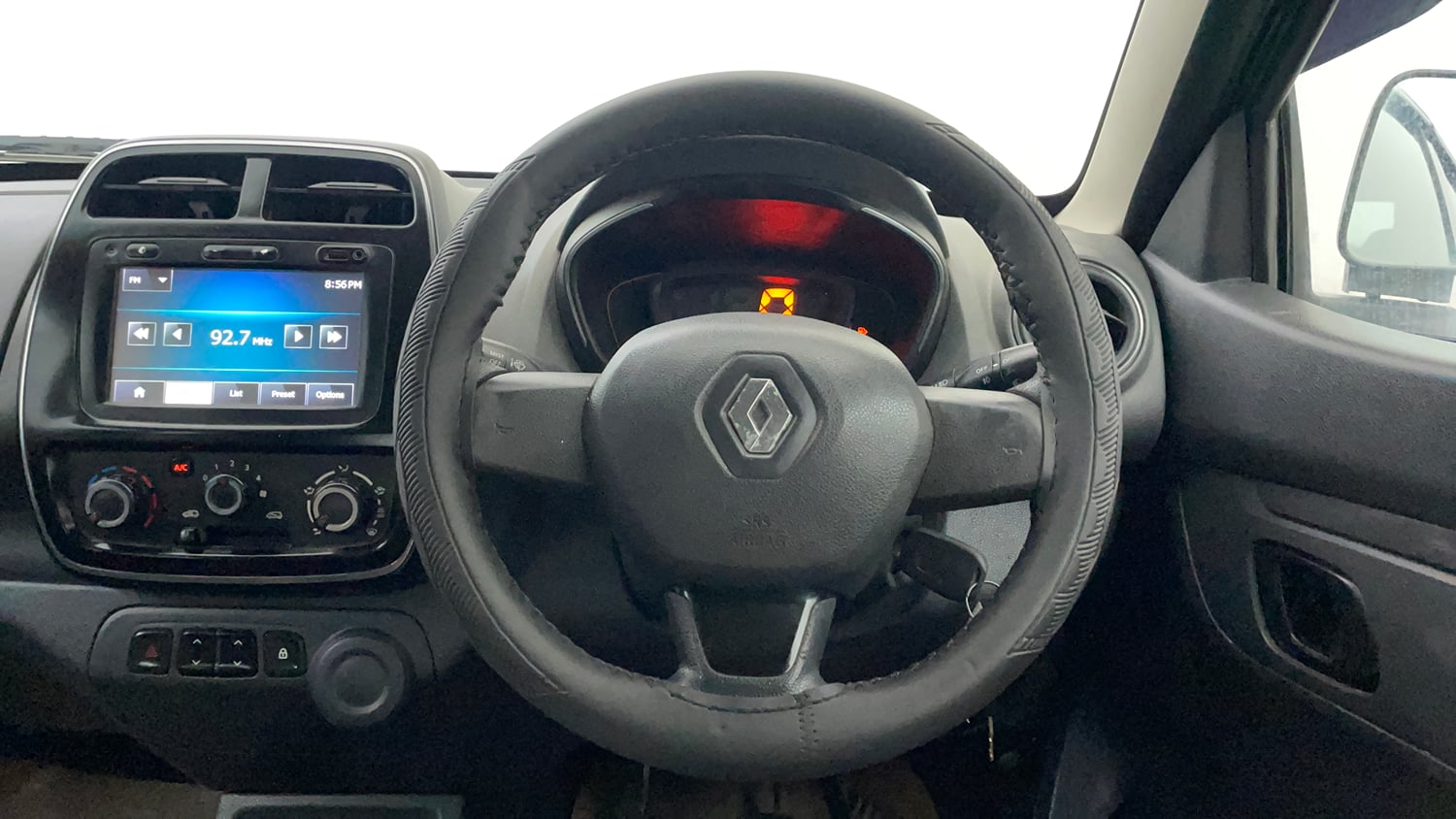 Used 2016 Renault Kwid RXT Petrol Manual interior STEERING VIEW