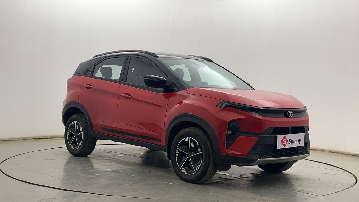 Used 2023 Tata Nexon Fearless 1.2 Revotron Petrol 6MT DT Petrol Manual exterior RIGHT FRONT CORNER VIEW