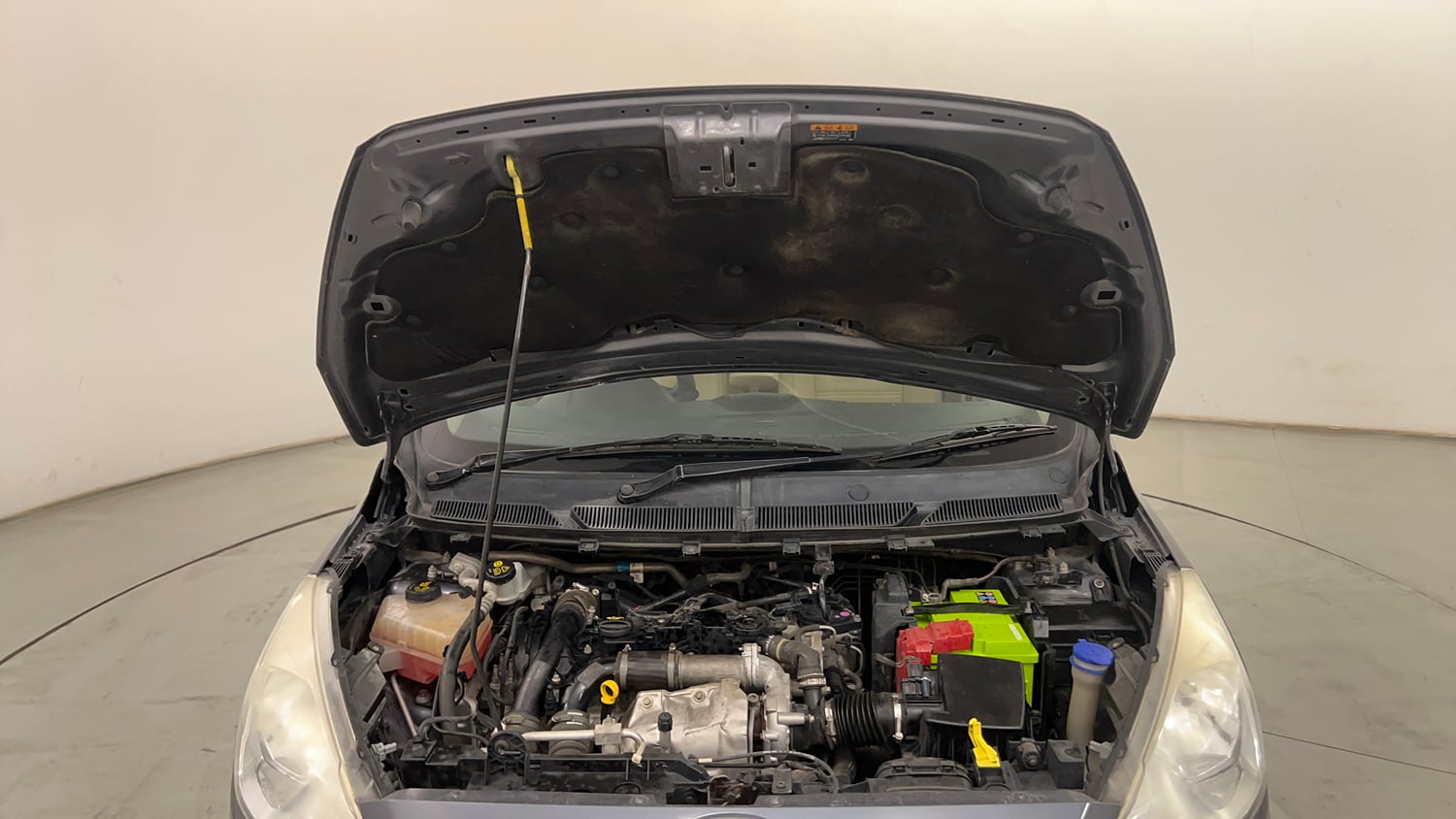 Used 2017 Ford Figo Aspire Titanium1.5 TDCi Diesel Manual engine ENGINE & BONNET OPEN FRONT VIEW