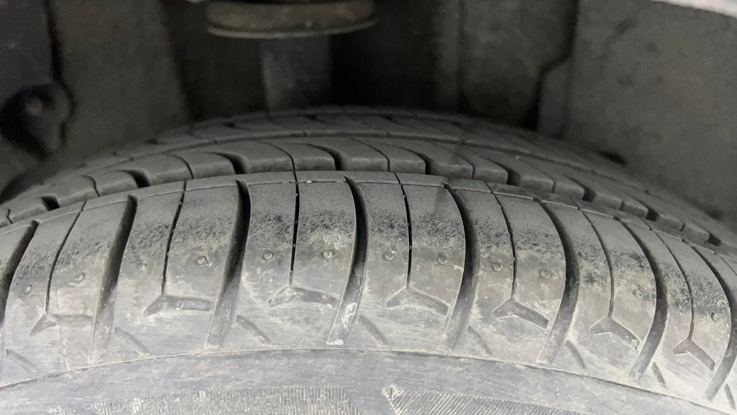 Used 2021 Tata Tigor XZ Plus Petrol Manual tyres RIGHT REAR TYRE TREAD VIEW