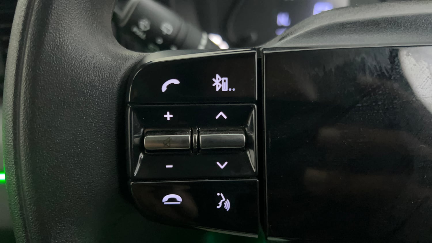 Used 2026 Tata Punch Adventure CNG Automatic Cng Automatic top_features Cruise control