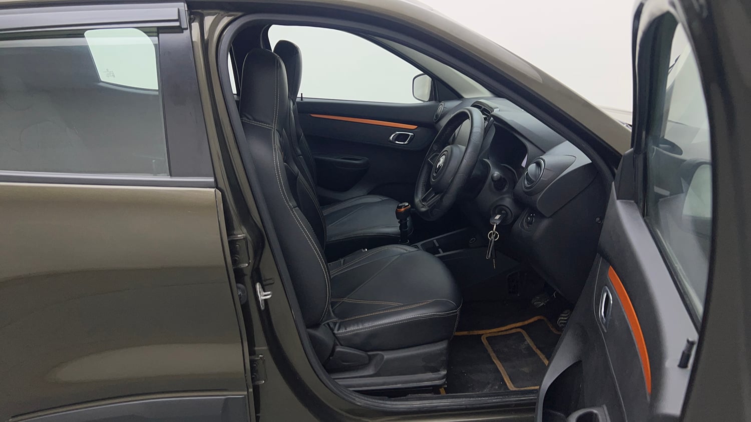 Used 2022 Renault Kwid CLIMBER 1.0 (O) Petrol Manual interior RIGHT SIDE FRONT DOOR CABIN VIEW