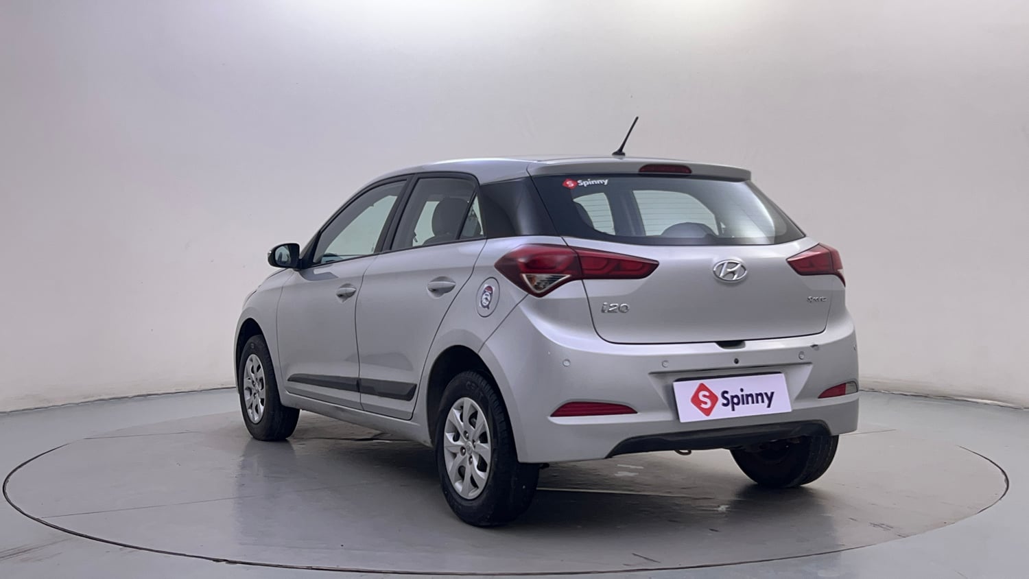 Used 2017 Hyundai Elite i20 Sportz 1.2 Petrol Manual exterior LEFT REAR CORNER VIEW