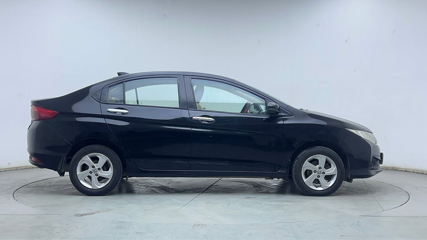 Used 2014 Honda City VX CVT Petrol Automatic exterior RIGHT SIDE VIEW