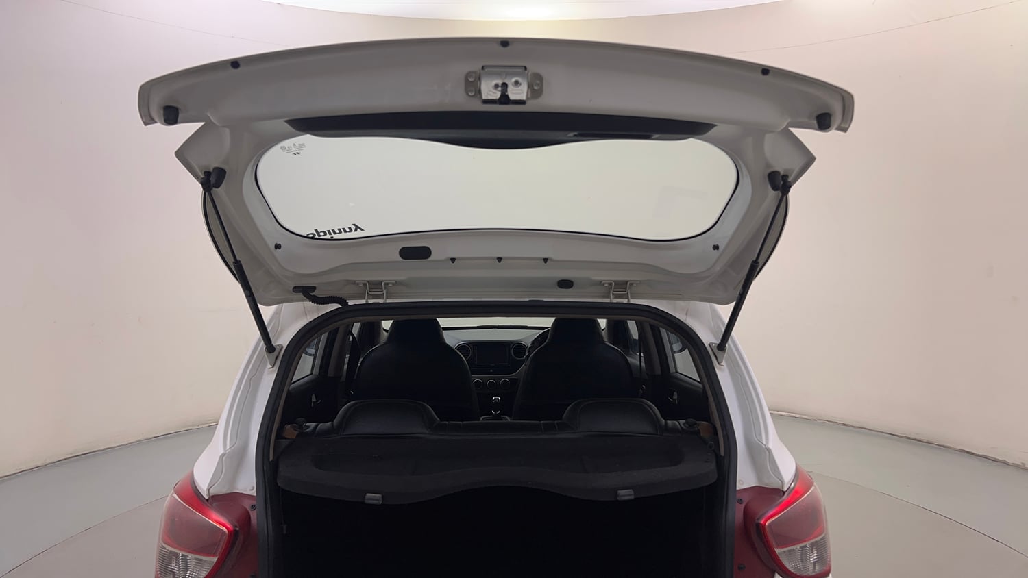 Used 2014 Hyundai Grand i10 Sportz 1.2 Kappa VTVT Petrol Manual interior DICKY DOOR OPEN VIEW