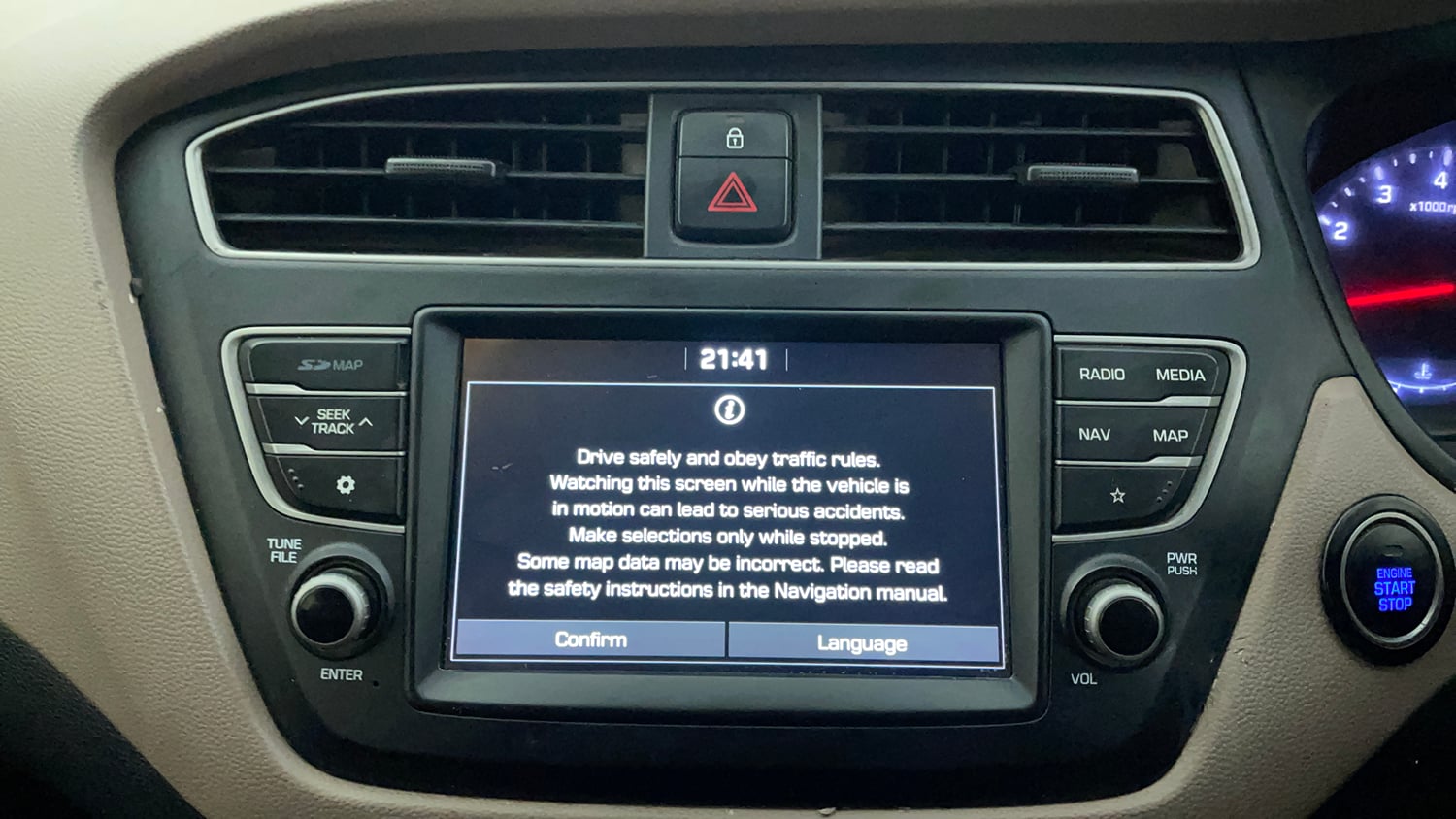 Used 2020 Hyundai Elite i20 Asta 1.2 (O) Petrol Manual interior MUSIC SYSTEM & AC CONTROL VIEW