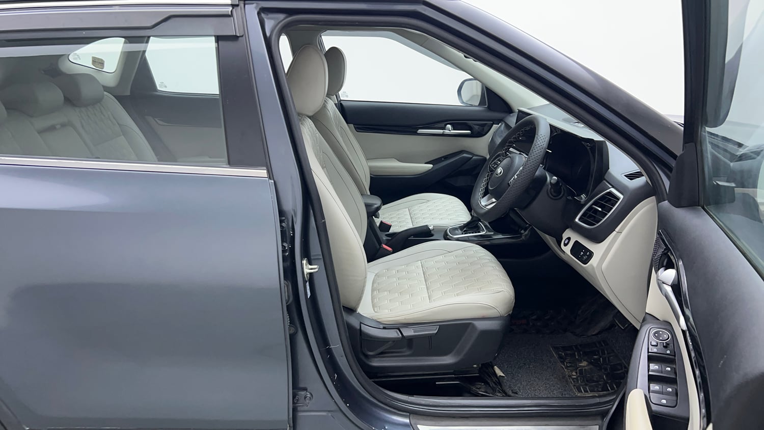 Used 2020 kia Seltos HTX IVT 1.5 Petrol Automatic interior RIGHT SIDE FRONT DOOR CABIN VIEW
