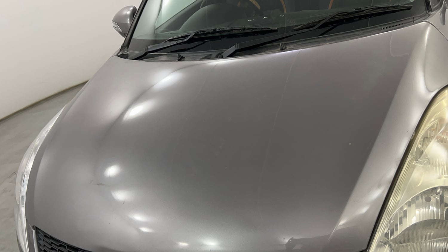 Used 2016 Maruti Suzuki Swift ZXi Petrol Manual dents MINOR DENT