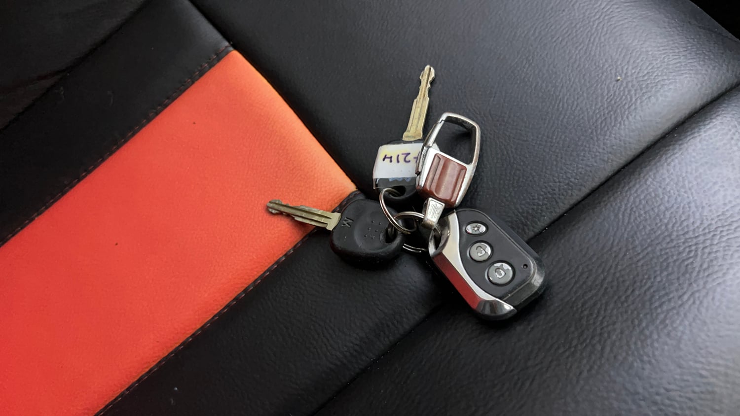 Used 2012 Hyundai i10 Magna 1.2 Kappa2 Petrol Manual extra CAR KEY VIEW