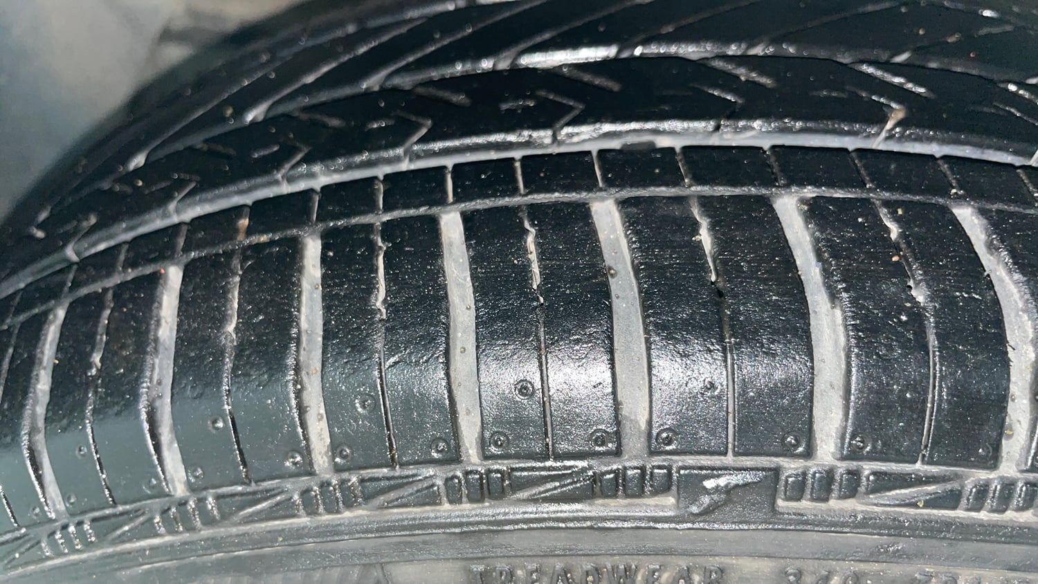 Used 2019 Hyundai Xcent SX Petrol Manual tyres LEFT FRONT TYRE TREAD VIEW