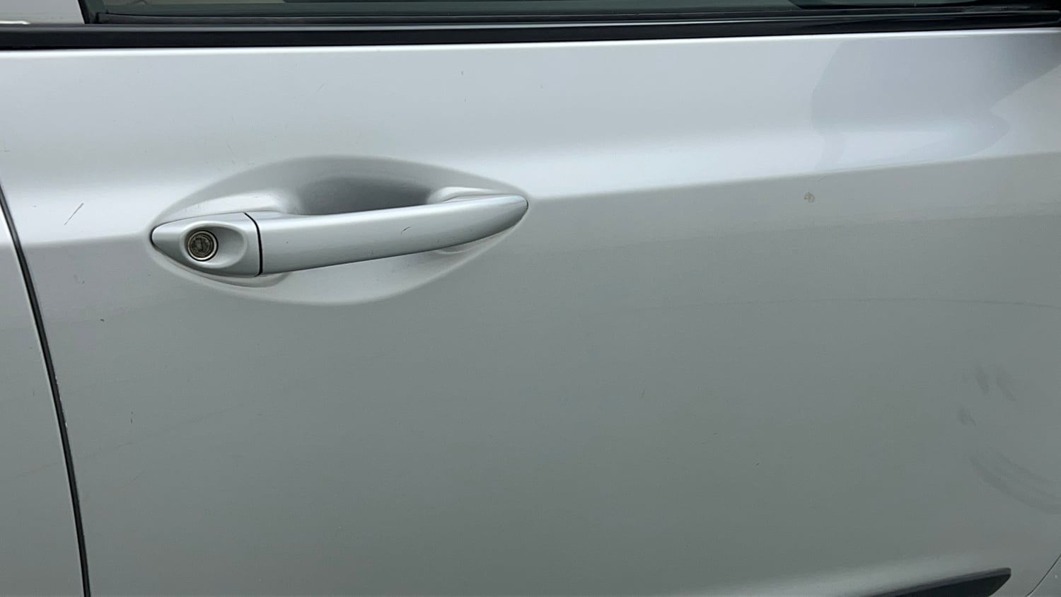 Used 2018 Hyundai Grand i10 Sportz (O) AT 1.2 Kappa VTVT Petrol Automatic dents MINOR SCRATCH