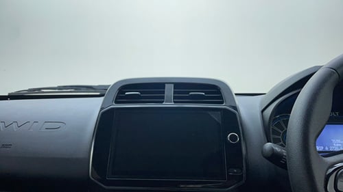 Used 2024 Renault Kwid RXT 1.0L Petrol Manual top_features Integrated (in-dash) music system