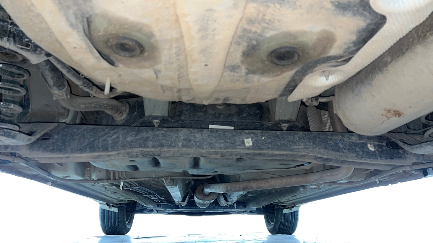 Used 2024 Kia Sonet HTK (O) 1.2 Petrol MT Petrol Manual extra REAR UNDERBODY VIEW (TAKEN FROM REAR)