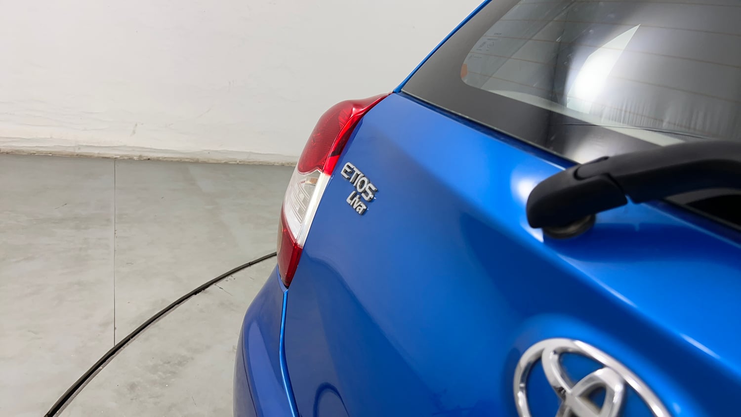 Used 2015 Toyota Etios Liva V Petrol Manual dents MINOR DENT