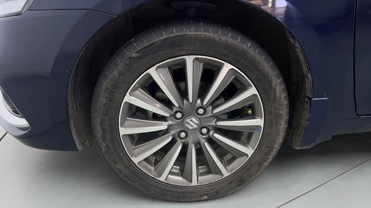 Used 2023 Maruti Suzuki Ciaz Alpha 1.5 Petrol Manual tyres LEFT FRONT TYRE RIM VIEW