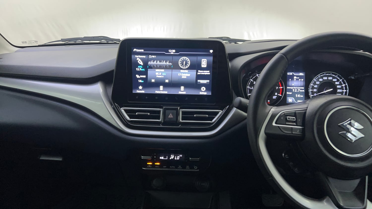 Used 2023 Maruti Suzuki Baleno Alpha AGS Petrol Automatic interior MUSIC SYSTEM & AC CONTROL VIEW