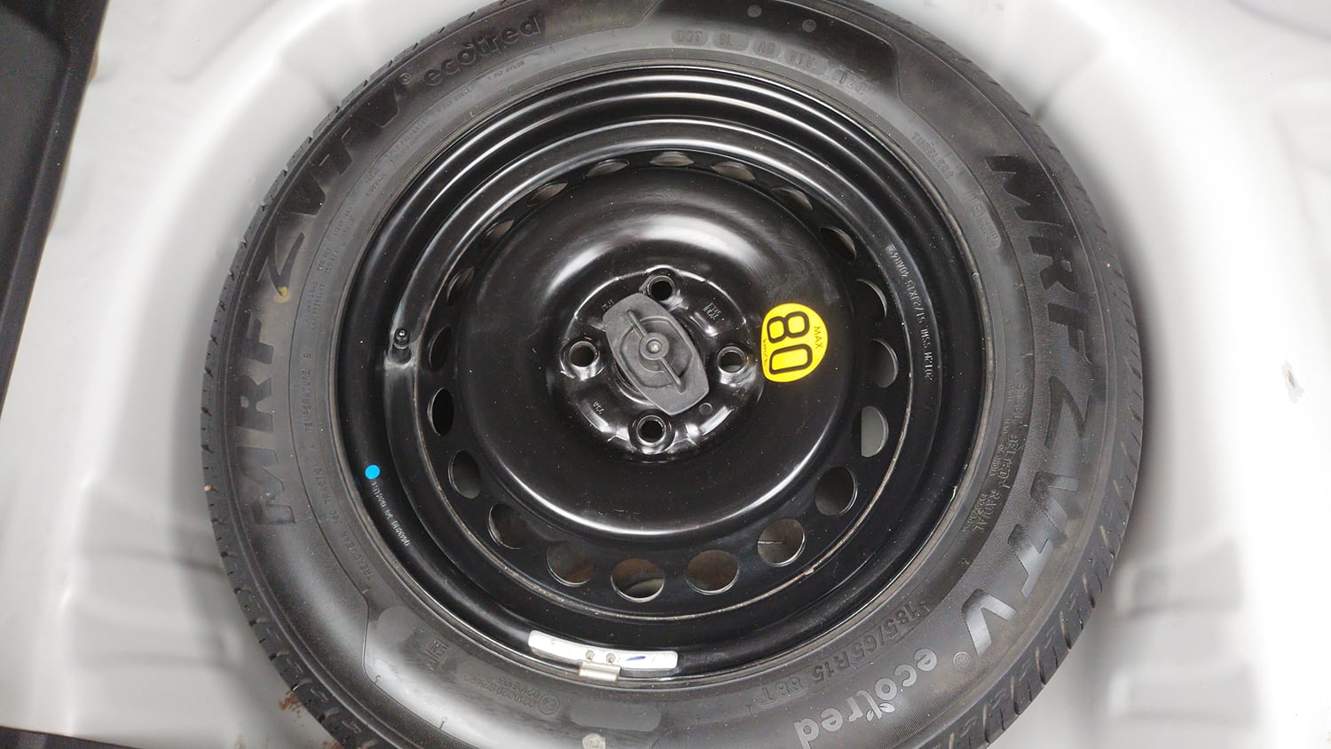 Used 2021 Maruti Suzuki Baleno Zeta Petrol Manual tyres SPARE TYRE VIEW