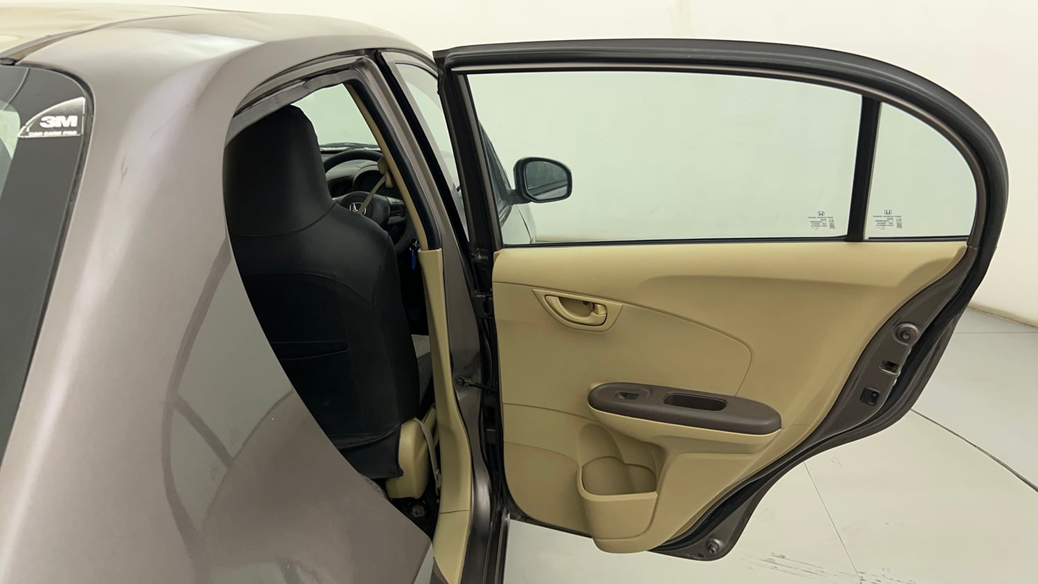 Used 2013 Honda Amaze 1.2 S i-VTEC Petrol Manual interior RIGHT REAR DOOR OPEN VIEW
