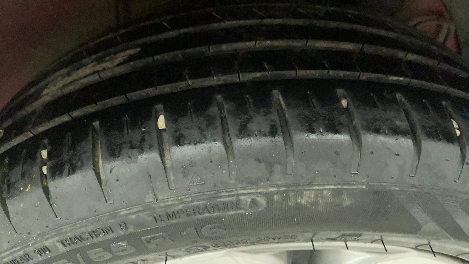 Used 2020 Hyundai Elite i20 Asta 1.2 (O) Petrol Manual tyres LEFT REAR TYRE TREAD VIEW