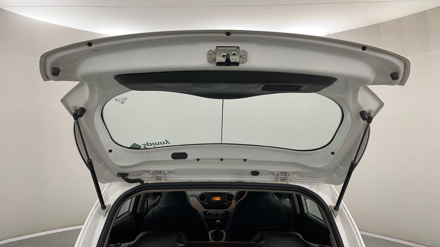 Used 2019 Hyundai Grand i10 Magna 1.2 Kappa VTVT Petrol Manual interior DICKY DOOR OPEN VIEW