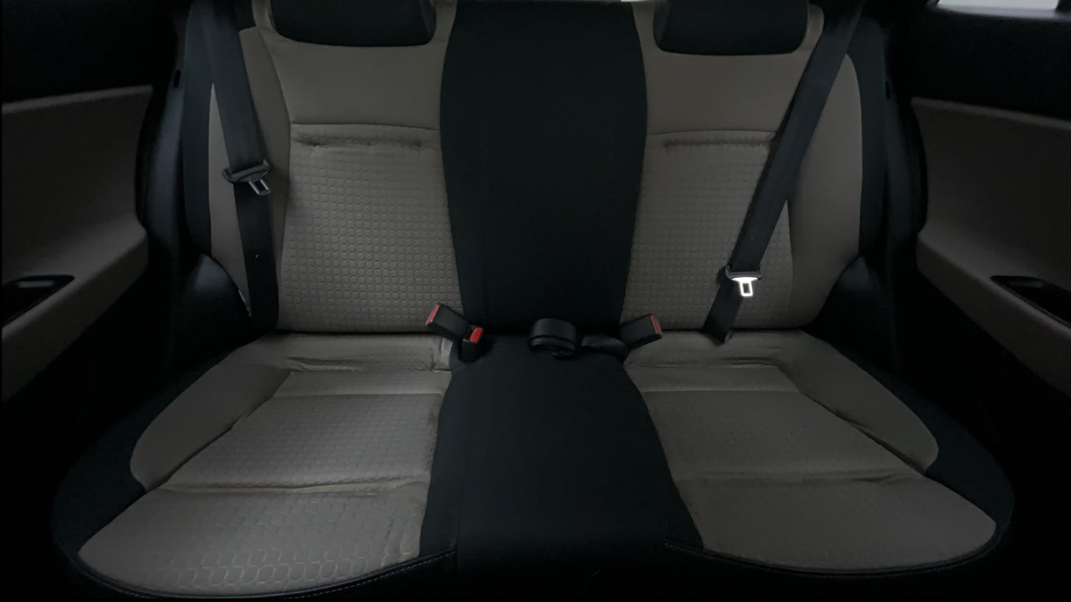 Used 2017 Hyundai Elite i20 Sportz 1.2 Petrol Manual interior REAR SEAT CONDITION VIEW