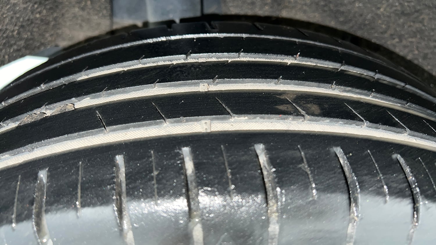 Used 2020 Maruti Suzuki Baleno Zeta Petrol Manual tyres RIGHT REAR TYRE TREAD VIEW