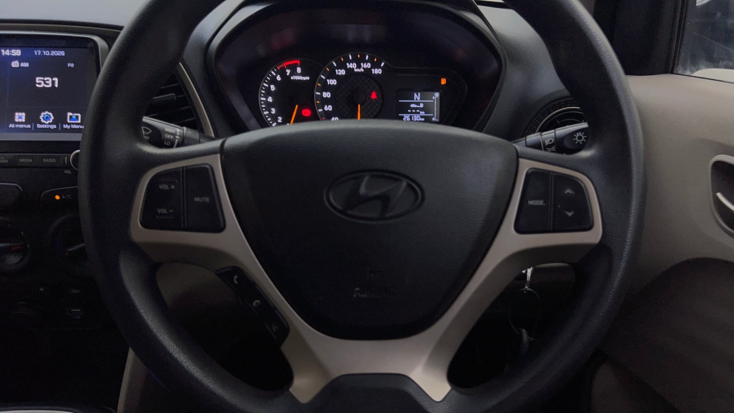 Used 2020 Hyundai Santro Sportz AMT Petrol Automatic top_features Airbags