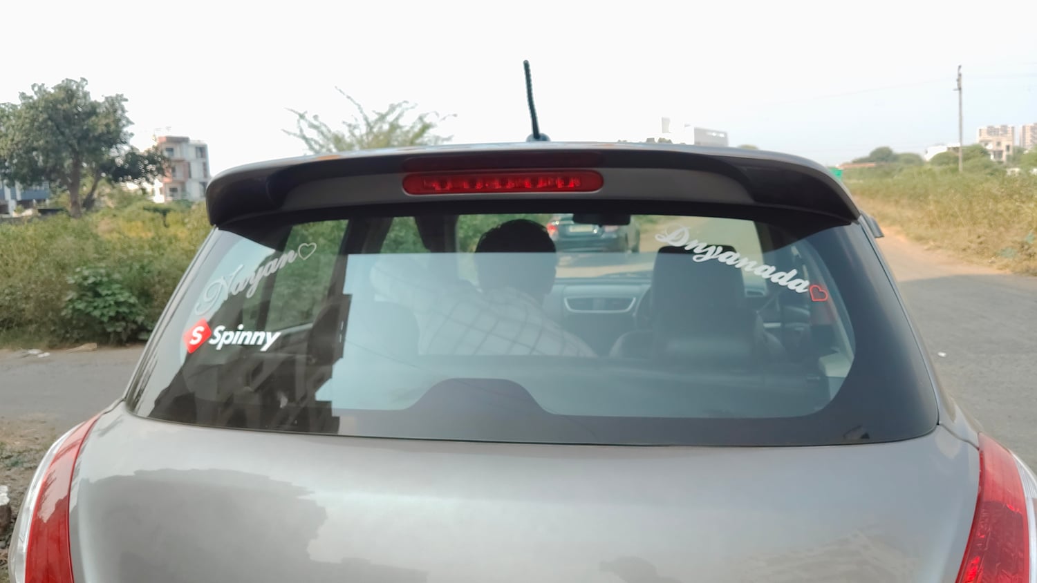 Used 2013 Maruti Suzuki Swift VDi Diesel Manual top_features Fog lamps