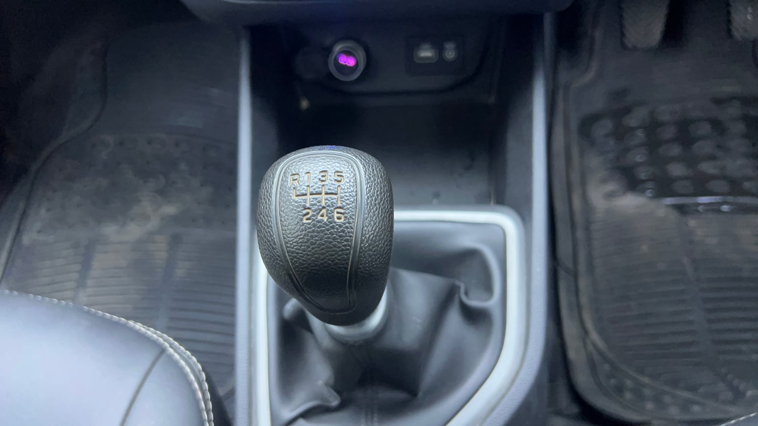 Used 2016 Hyundai Creta 1.6 SX Plus Petrol Petrol Manual interior GEAR  KNOB VIEW