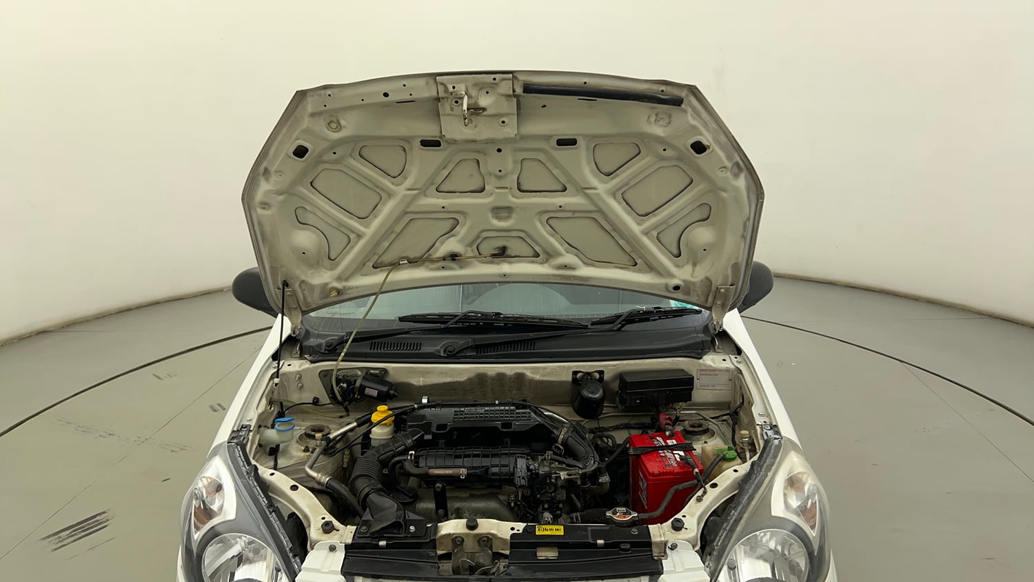 Used 2014 Maruti Suzuki Alto 800 Lxi Petrol Manual engine ENGINE & BONNET OPEN FRONT VIEW