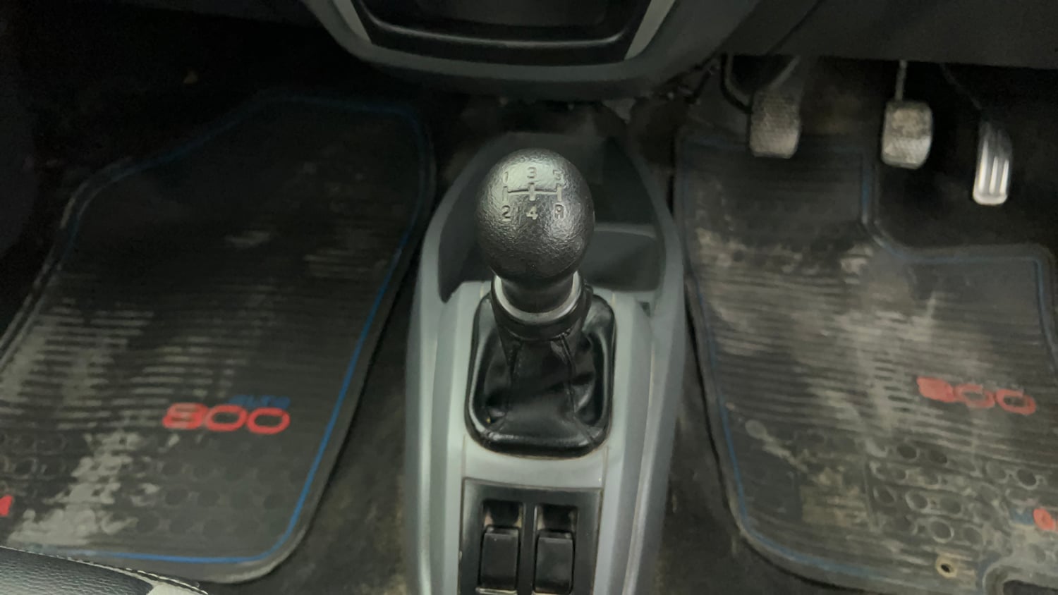 Used 2014 Maruti Suzuki Alto 800 Lxi Petrol Manual interior GEAR  KNOB VIEW