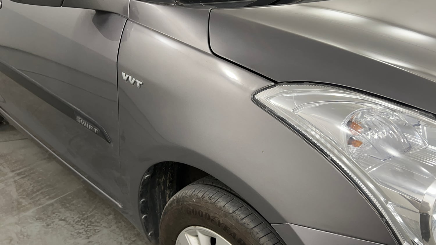 Used 2016 Maruti Suzuki Swift ZXi Petrol Manual dents MINOR SCRATCH