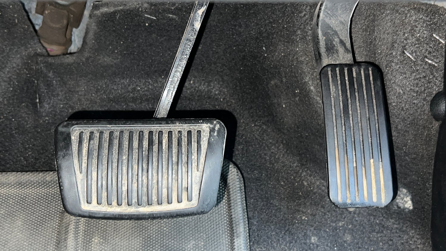 Used 2022 Hyundai Alcazar Prestige Exe (O) 7 STR 1.5 Diesel AT Diesel Automatic interior PEDALS VIEW