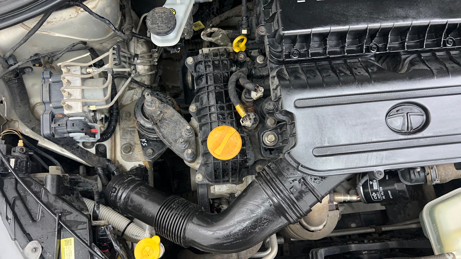 Used 2021 Tata Tigor XZ Plus Petrol Manual engine ENGINE RIGHT SIDE VIEW