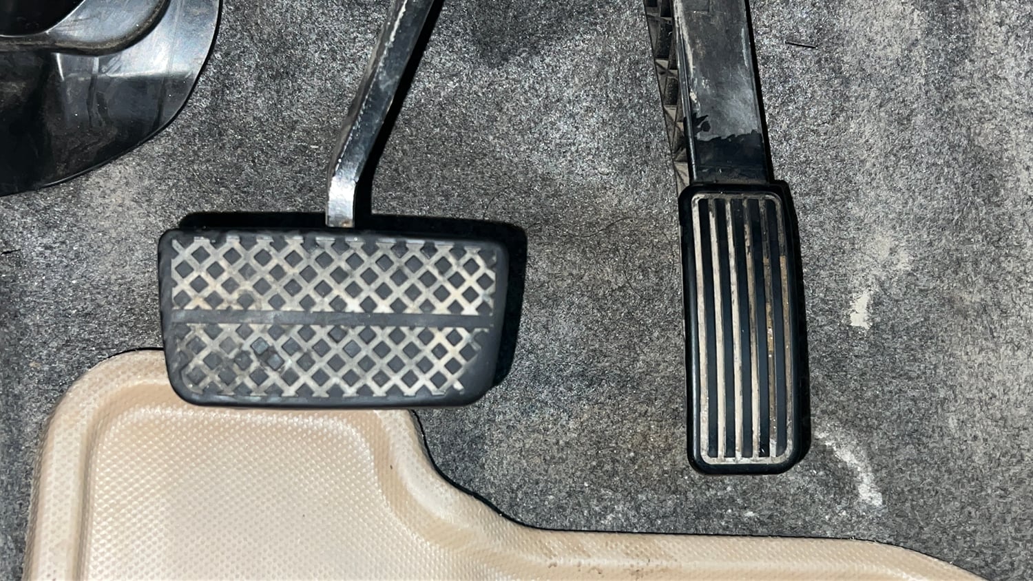 Used 2019 Honda Amaze 1.2 S CVT Petrol Petrol Automatic interior PEDALS VIEW