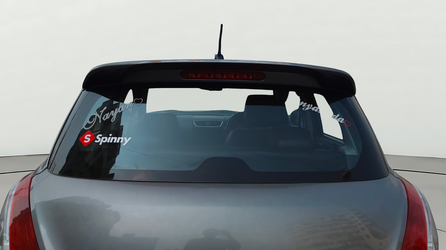 Used 2013 Maruti Suzuki Swift VDi Diesel Manual exterior BACK WINDSHIELD VIEW