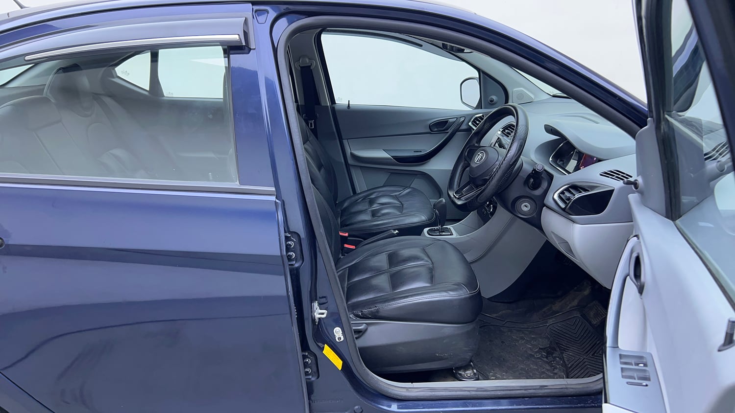 Used 2021 Tata Tigor XMA Petrol Automatic interior RIGHT SIDE FRONT DOOR CABIN VIEW