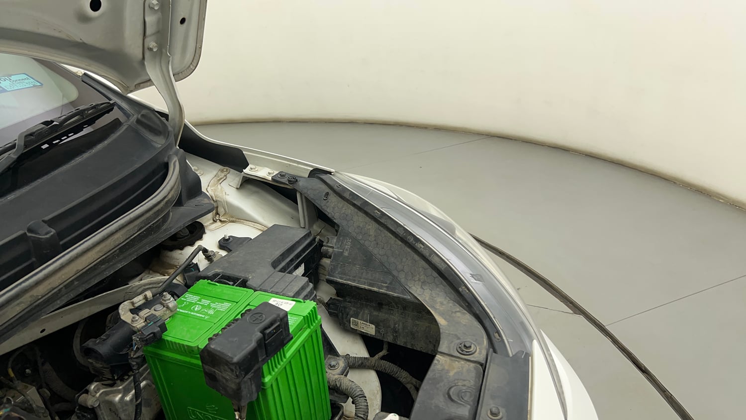 Used 2025 Hyundai Grand i10 Nios Sportz 1.2 Hy-CNG Duo Cng Manual engine ENGINE LEFT SIDE HINGE & APRON VIEW