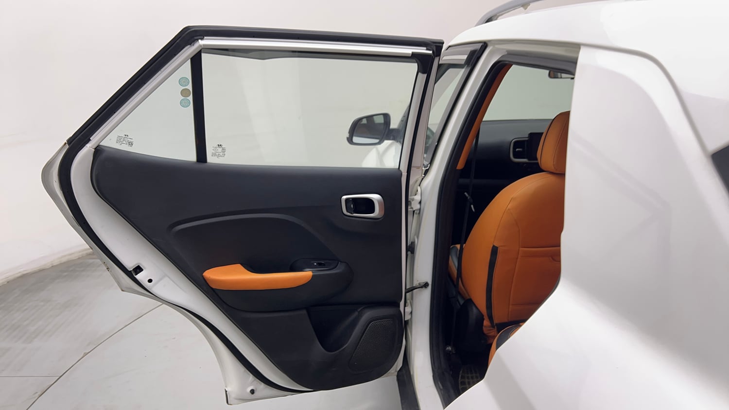 Used 2021 Hyundai Venue SX 1.5 CRDi Diesel Manual interior LEFT REAR DOOR OPEN VIEW