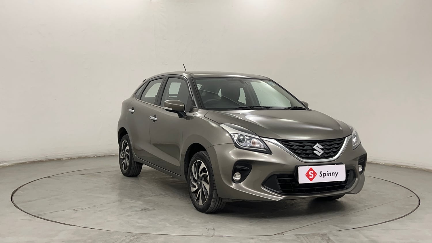 Used 2020 Maruti Suzuki Baleno Zeta Petrol Manual exterior RIGHT FRONT CORNER VIEW