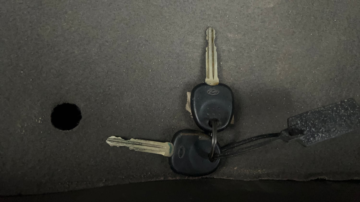 Used 2013 Hyundai i10 Era 1.1 iRDE2 Petrol Manual extra CAR KEY VIEW