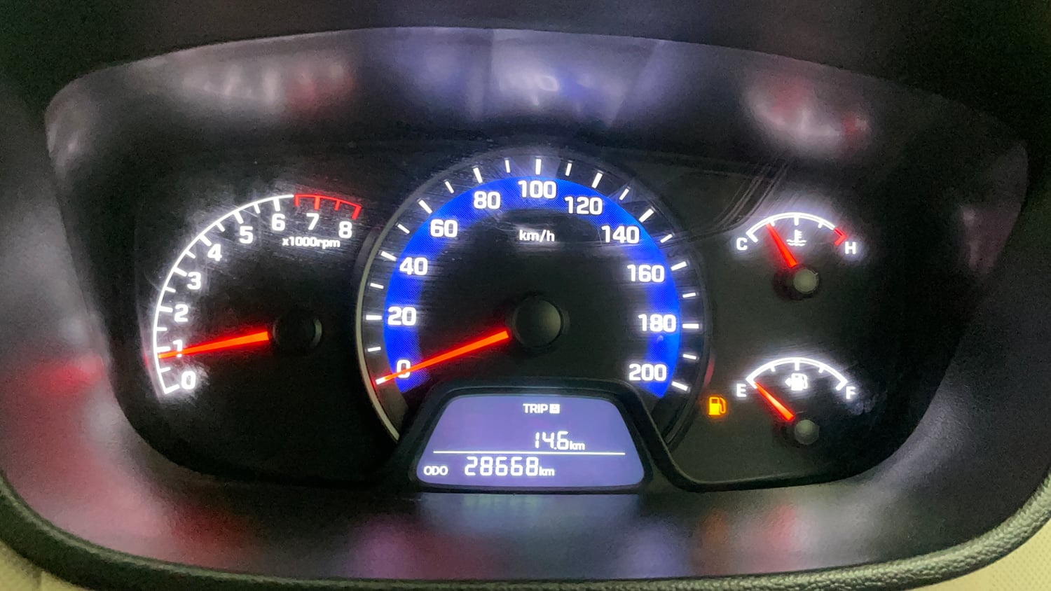 Used 2019 Hyundai Xcent SX Petrol Manual interior CLUSTERMETER VIEW