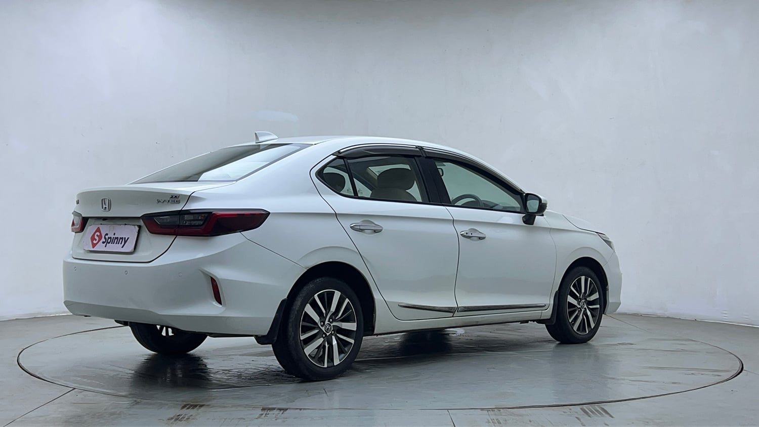 Used 2021 Honda City ZX CVT Petrol Petrol Automatic exterior RIGHT REAR CORNER VIEW