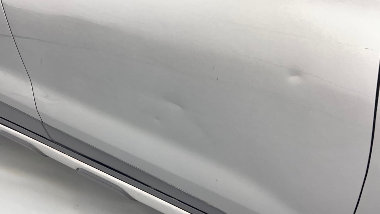 Used 2018 maruti-suzuki Vitara Brezza ZDi AGS Diesel Automatic dents MINOR DENT