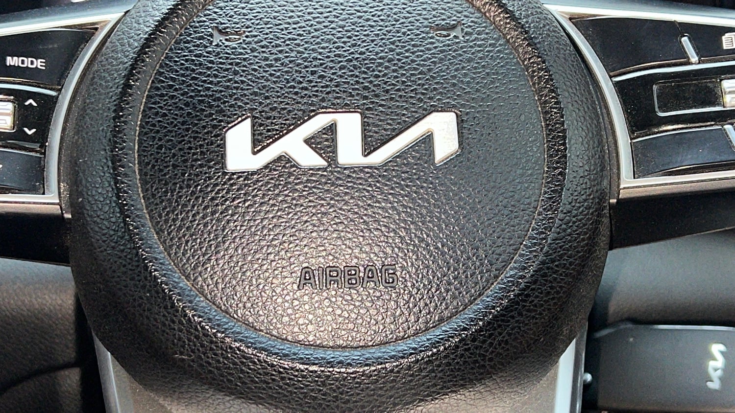 Used 2024 Kia Sonet HTK (O) 1.2 Petrol MT Petrol Manual top_features Airbags