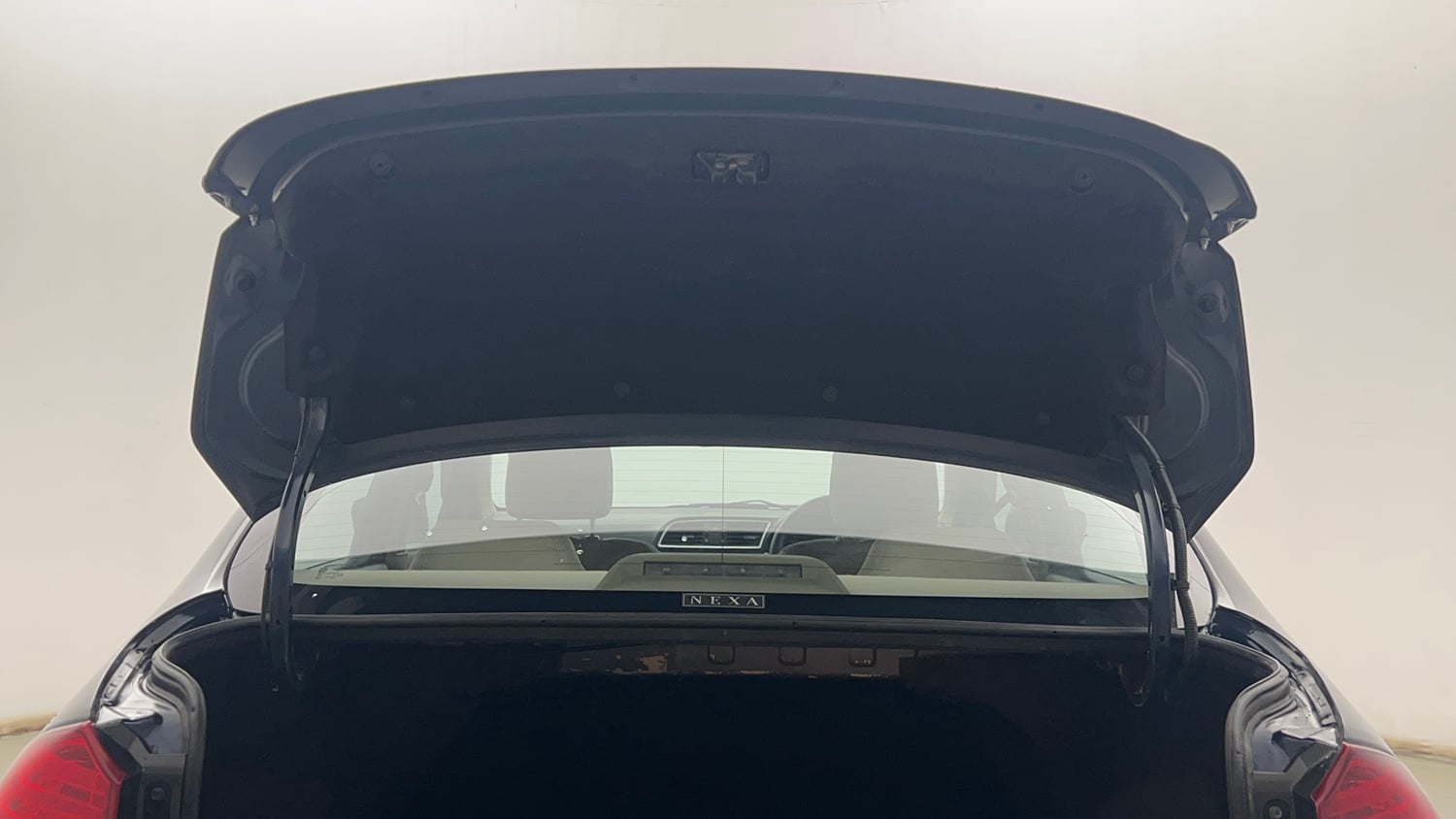 Used 2022 Maruti Suzuki Ciaz Delta 1.5 Petrol Manual interior DICKY DOOR OPEN VIEW